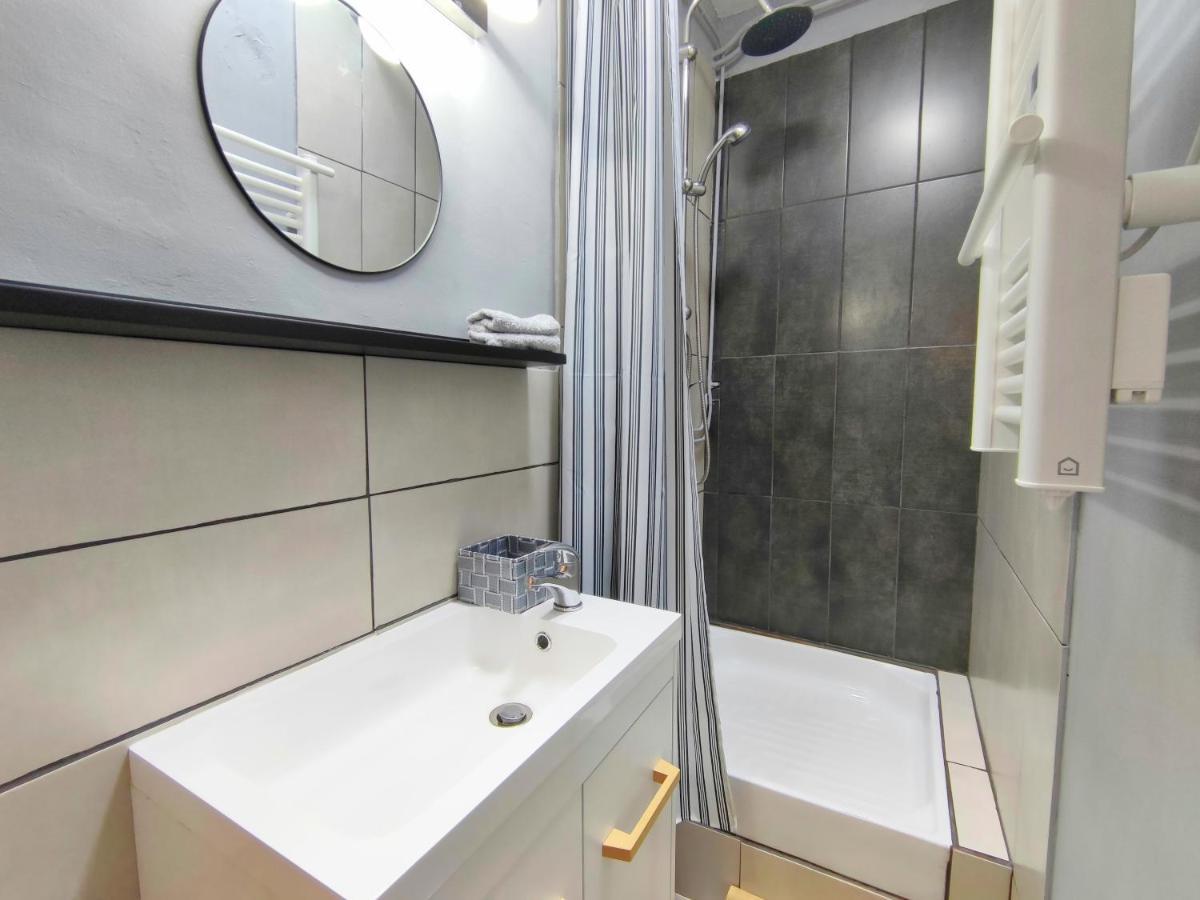 Number 22 - Le Dorat - Apartment 3 With Garden & Free Parking Екстер'єр фото